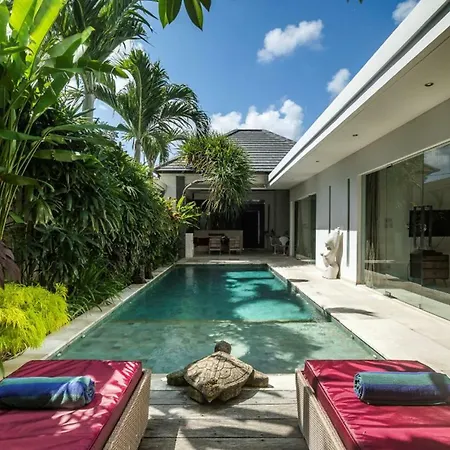 Villa Kallayaan By Optimum Bali Villas Seminyak  Exterior photo